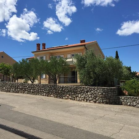 Apartments Sanbrandin Krk Town Exterior foto