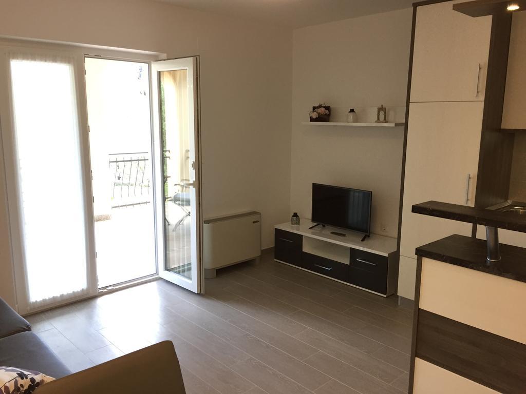 Apartments Sanbrandin Krk Town Zimmer foto